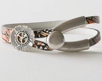 Retro Leather Bracelet with wishbone hook and peace sign.