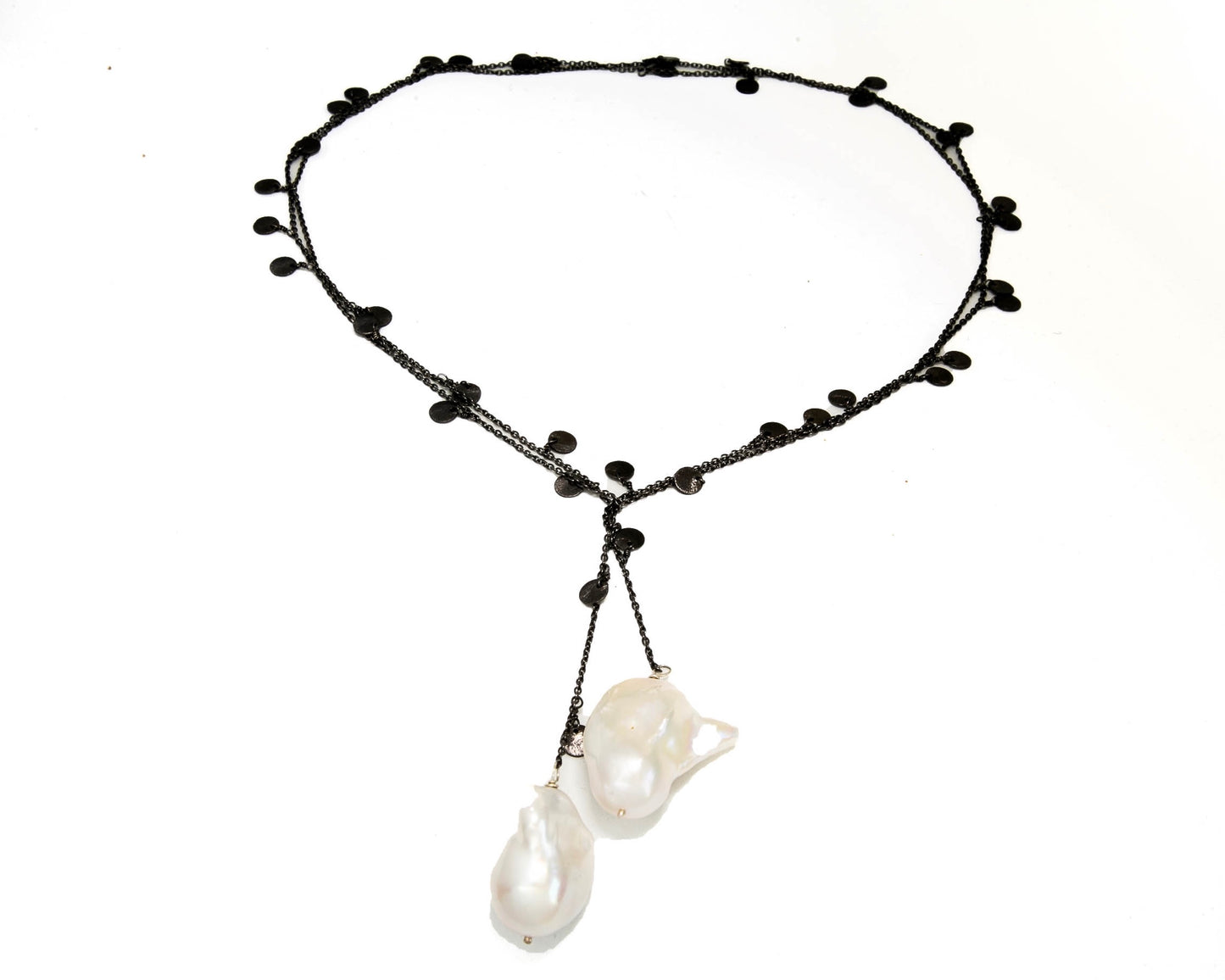 Black and White Lariat