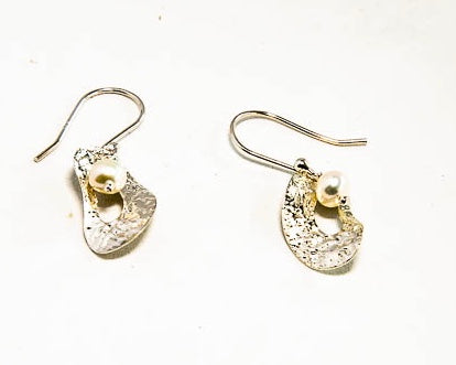 Sterling Silver Oval with Fresh Water Pearl Earrings