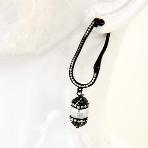 Glamourous Freshwater Pearl Earrings