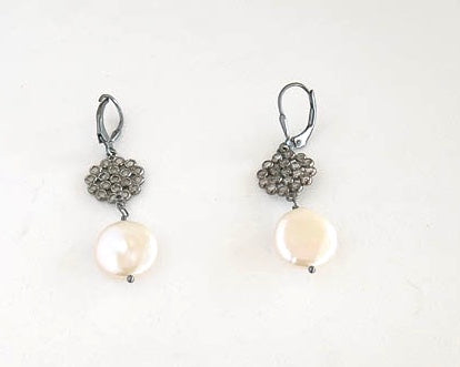 Coin Pearl Pendant Necklace