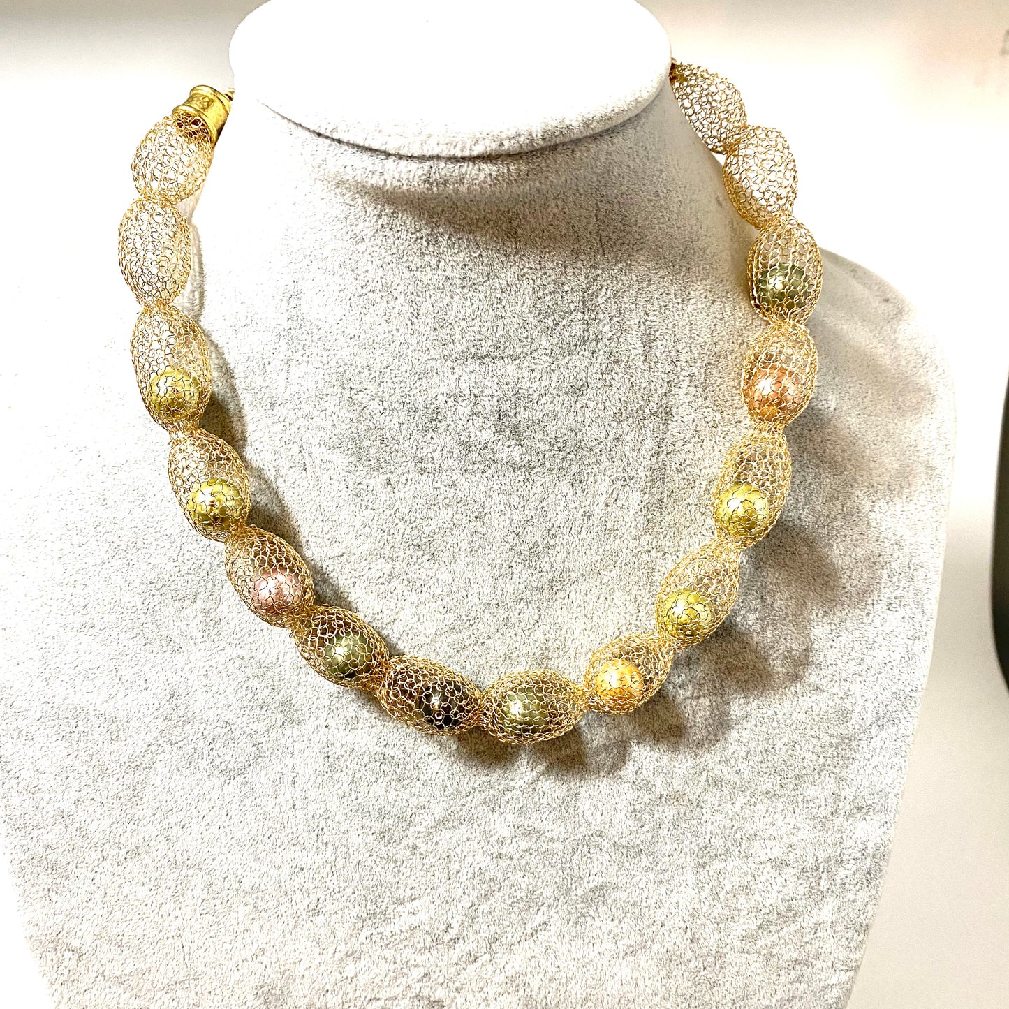 Feel like a Queen Necklace