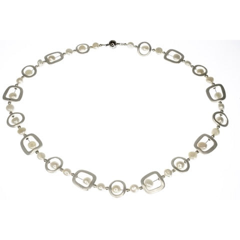 Short Fresh Water Pearl and Silver Necklace