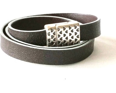 Wrap around leather bracelet with Pewter Clasp