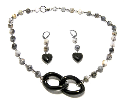 Love Knot Onyx and Agate Necklace